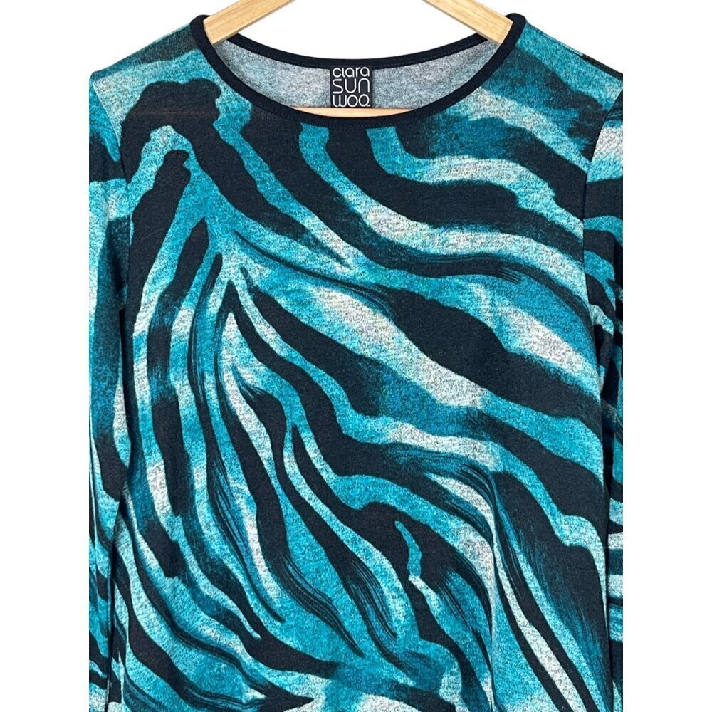 CLARA SUN WOO ANIMAL PRINT TEAL SOFT KNIT TUNIC SWEATER - Picture 3 of 8
